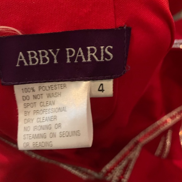 Dress - Picture 6 of 6